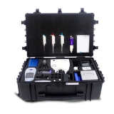 水質(zhì)日檢九項便攜式水質(zhì)檢測箱